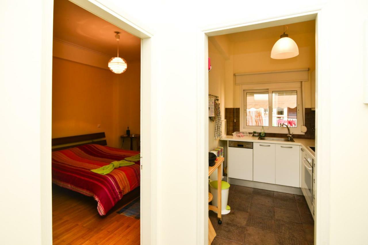 Appartamento Acropolis Area 5 Minutes To The Museum And Metro Atene Esterno foto